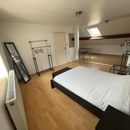 Agreable Maison Derriere De La Gare De * Namur